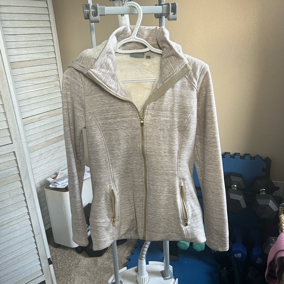 Athleta Cream/ Oatmeal Fleece Jacket - Picture 7 of 11